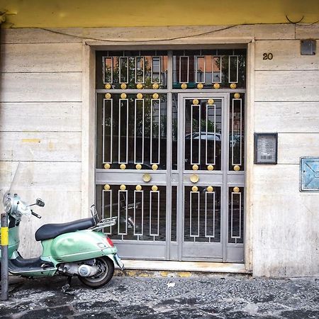 ナポリLa Casa Di Sassaアパートメント エクステリア 写真