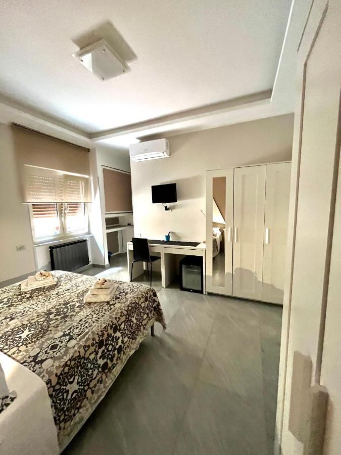 ナポリLa Casa Di Sassaアパートメント エクステリア 写真