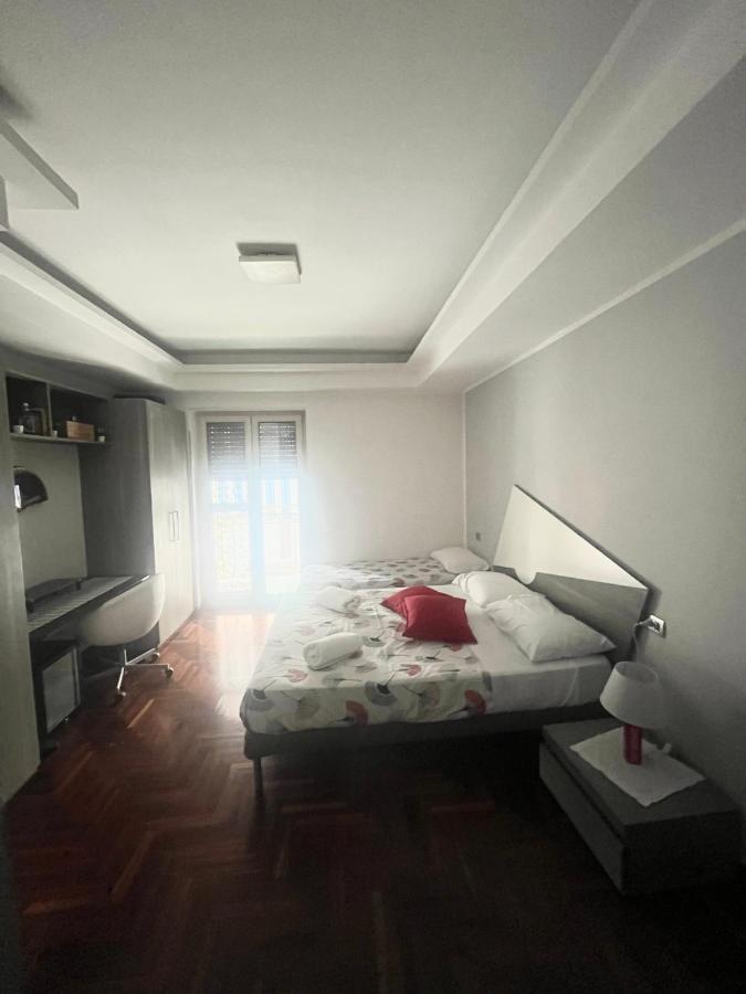 ナポリLa Casa Di Sassaアパートメント エクステリア 写真